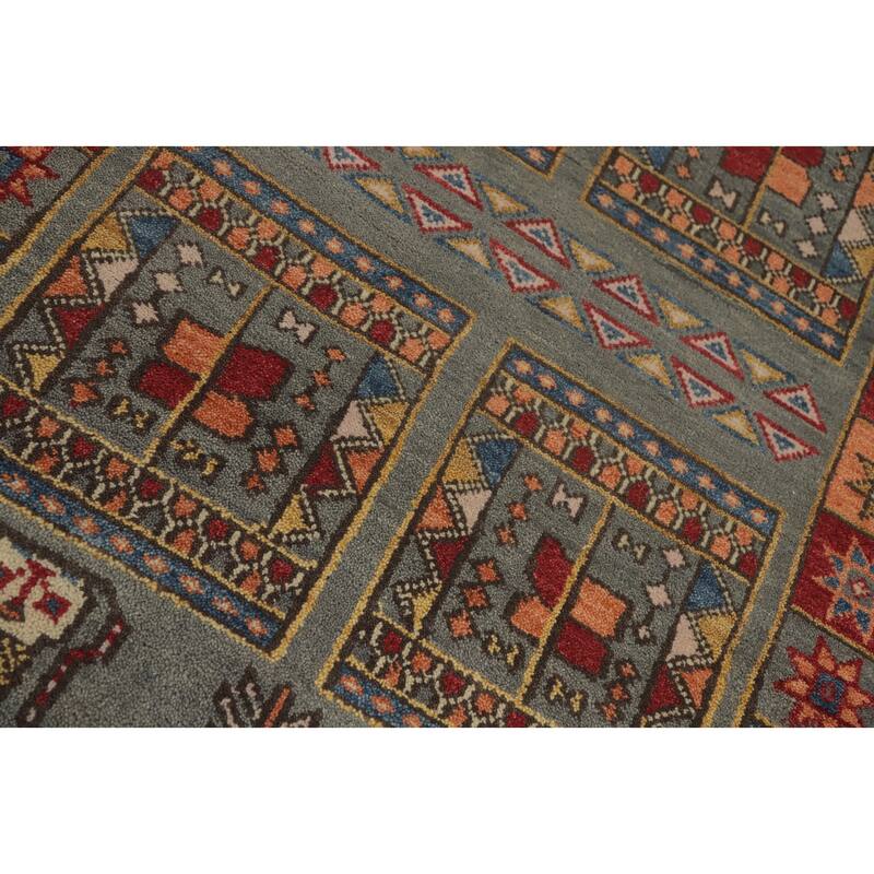 Hand-knotted Traditional Wool Grey Geometric Oriental Area Rug - 10' 1'' X 4' 0''