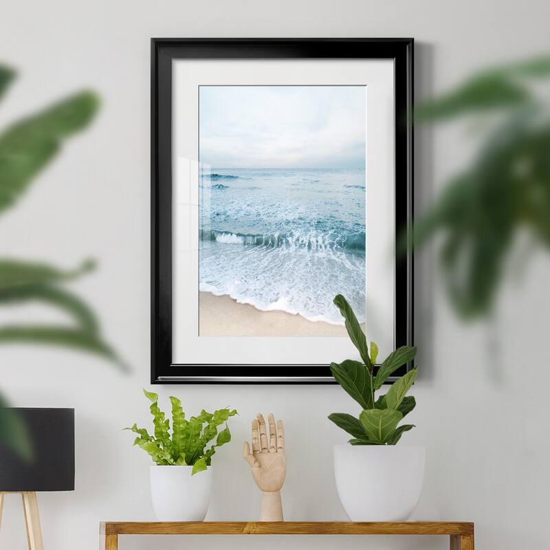 Tranquil Ocean II Premium Framed Print - Ready to Hang