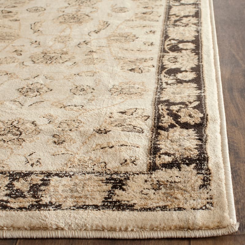 SAFAVIEH Vintage Distressed Boho Elvira Oriental Rug