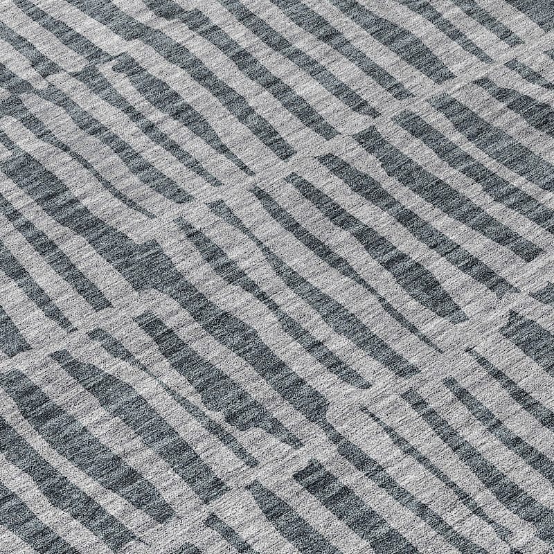 Machine Washable Indoor/ Outdoor Chantille Modern Geo Rug
