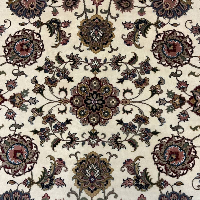 HERAT ORIENTAL Hand-knotted Indo 8' x 10'2 Isfahan Wool Rug - 8' x 10'2"