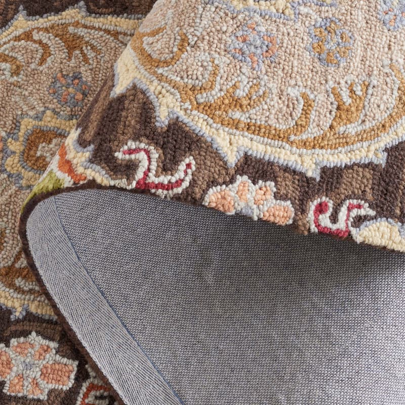 SAFAVIEH Handmade Heritage Stanka Traditional Wool Rug