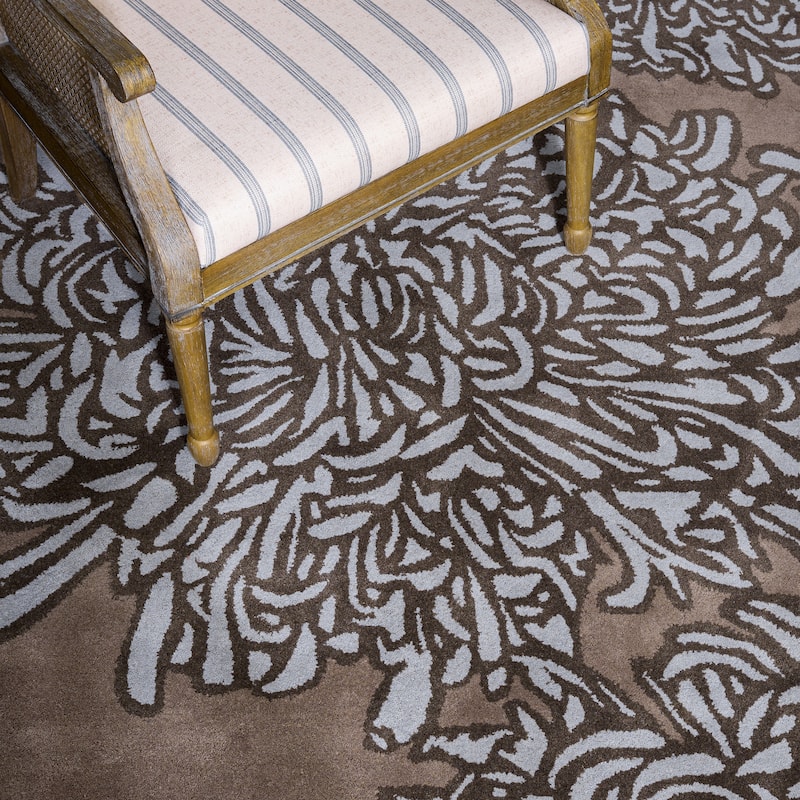 Martha Stewart by SAFAVIEH Chrysanthemum Wool Rug