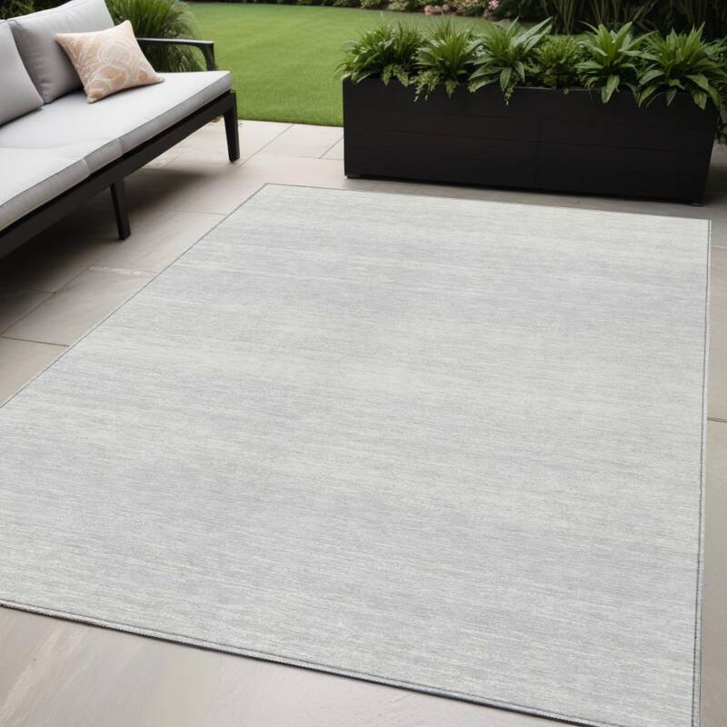 HomeRoots Striped Transitional Rectangle Outdoor Rug - 5' X 8'