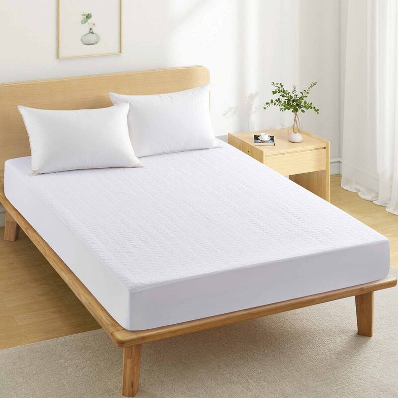 Waterproof Mattress Protector, Noiseless & Secure Fit with Deep Pocket