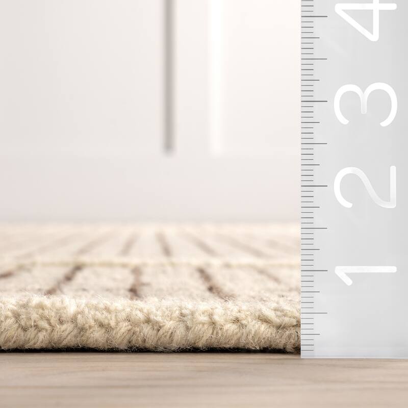 Nuloom Emaline Geometric Wool Area Rug