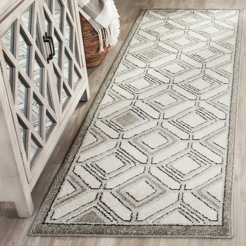 SAFAVIEH Amherst Seiran Modern Rug - 2'3" x 7' Runner - Ivory/Light Grey