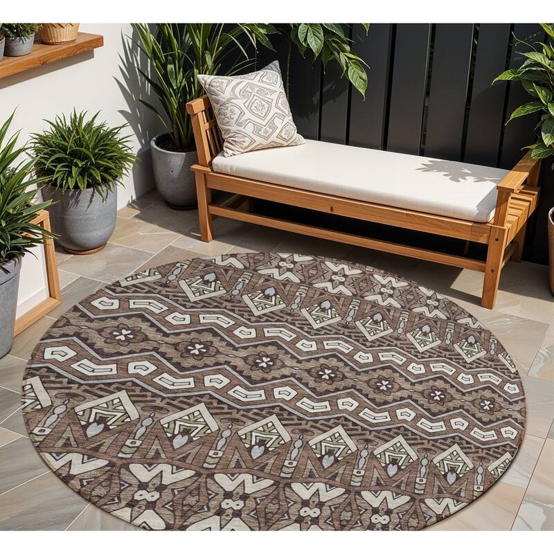 HomeRoots Moroccan Transitional Rectangle Outdoor Rug - 8' Round