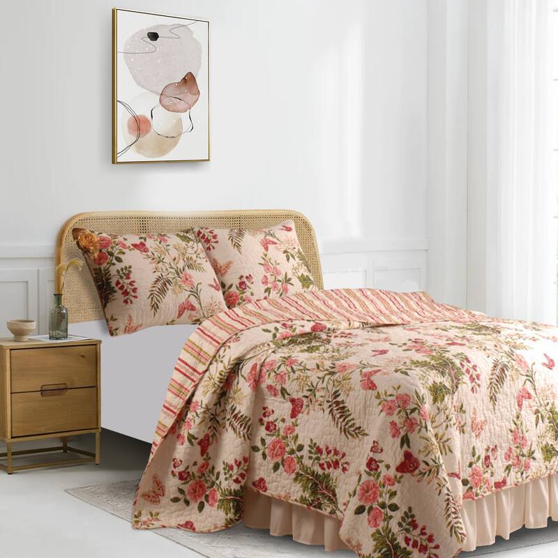 Atlanta Fabric 3 Piece King Size Quilt Set with Butterfly Prints,Multicolor