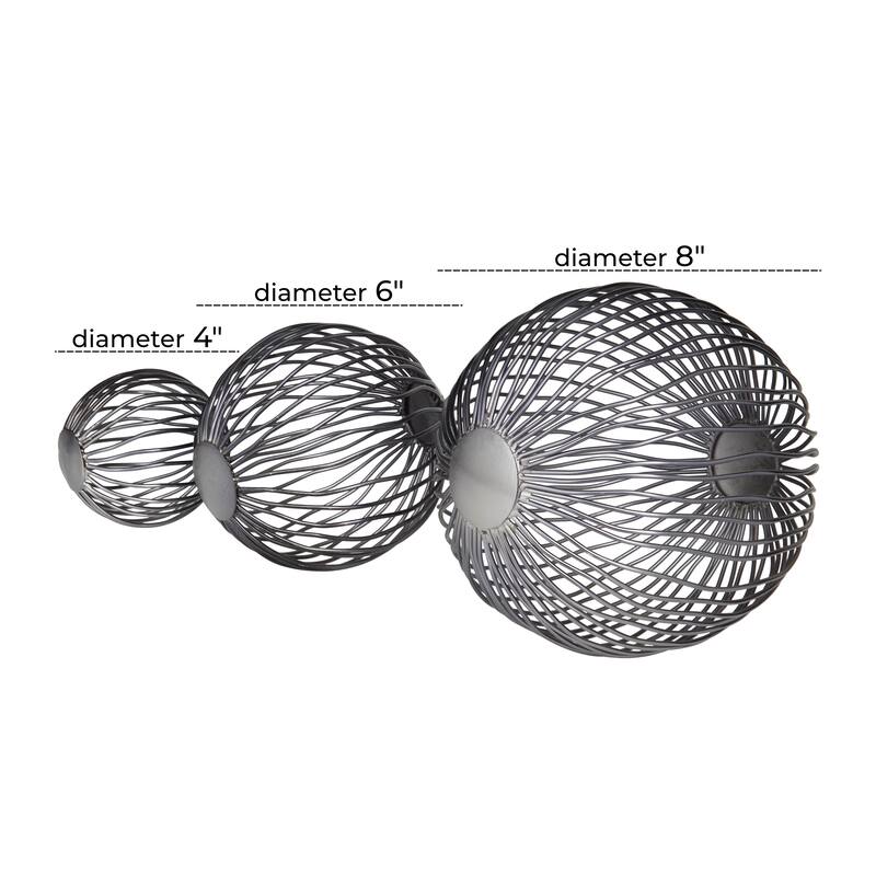 CosmoLiving by Cosmopolitan Modern Metal Geometric Sculpture (Set of 3) - Gold or Gray