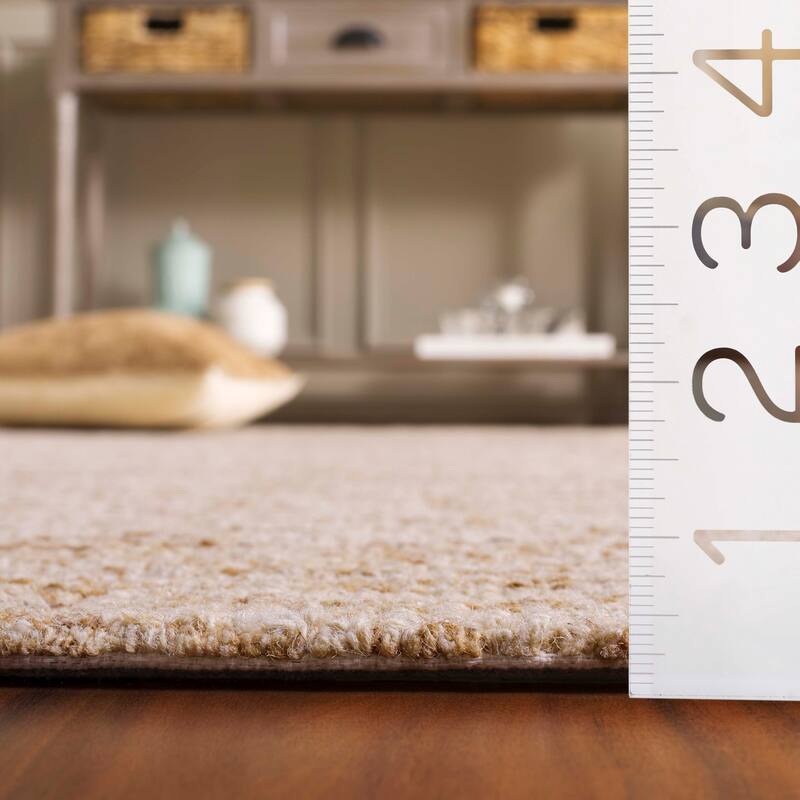 SAFAVIEH Handmade Abstract Menna Wool Rug