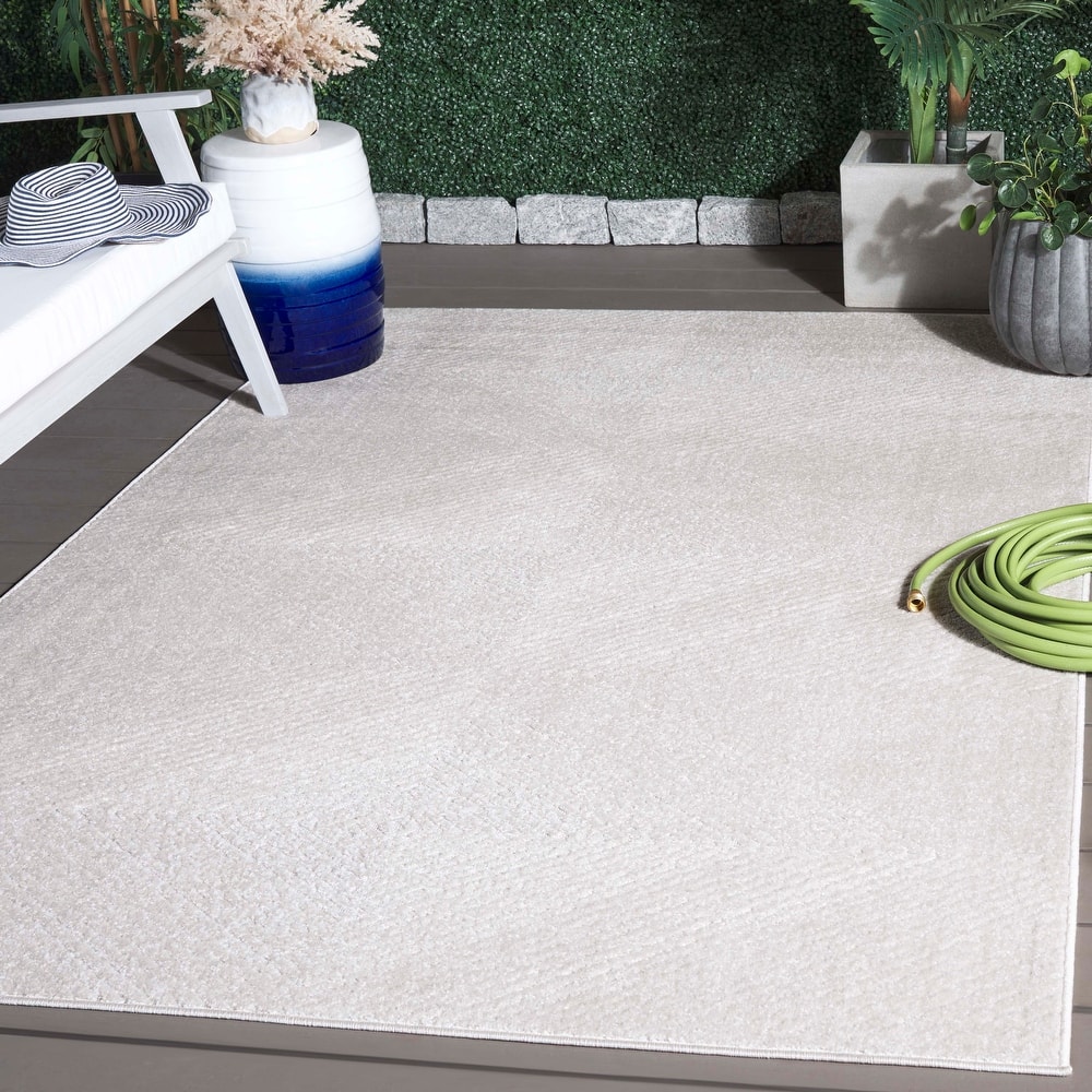 SAFAVIEH Stella Lissi Modern & Contemporary Rug