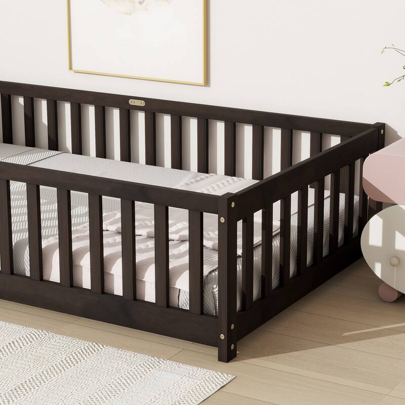 Rubber Wood Twin Size Floor Bed with Fence without Door