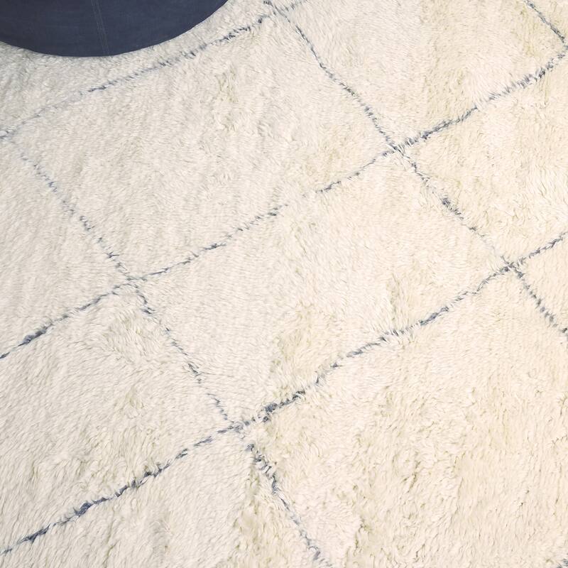 EXQUISITE RUGS Moroccan Hand-knotted New Zealand Wool Ivory/Grey Area Rug.