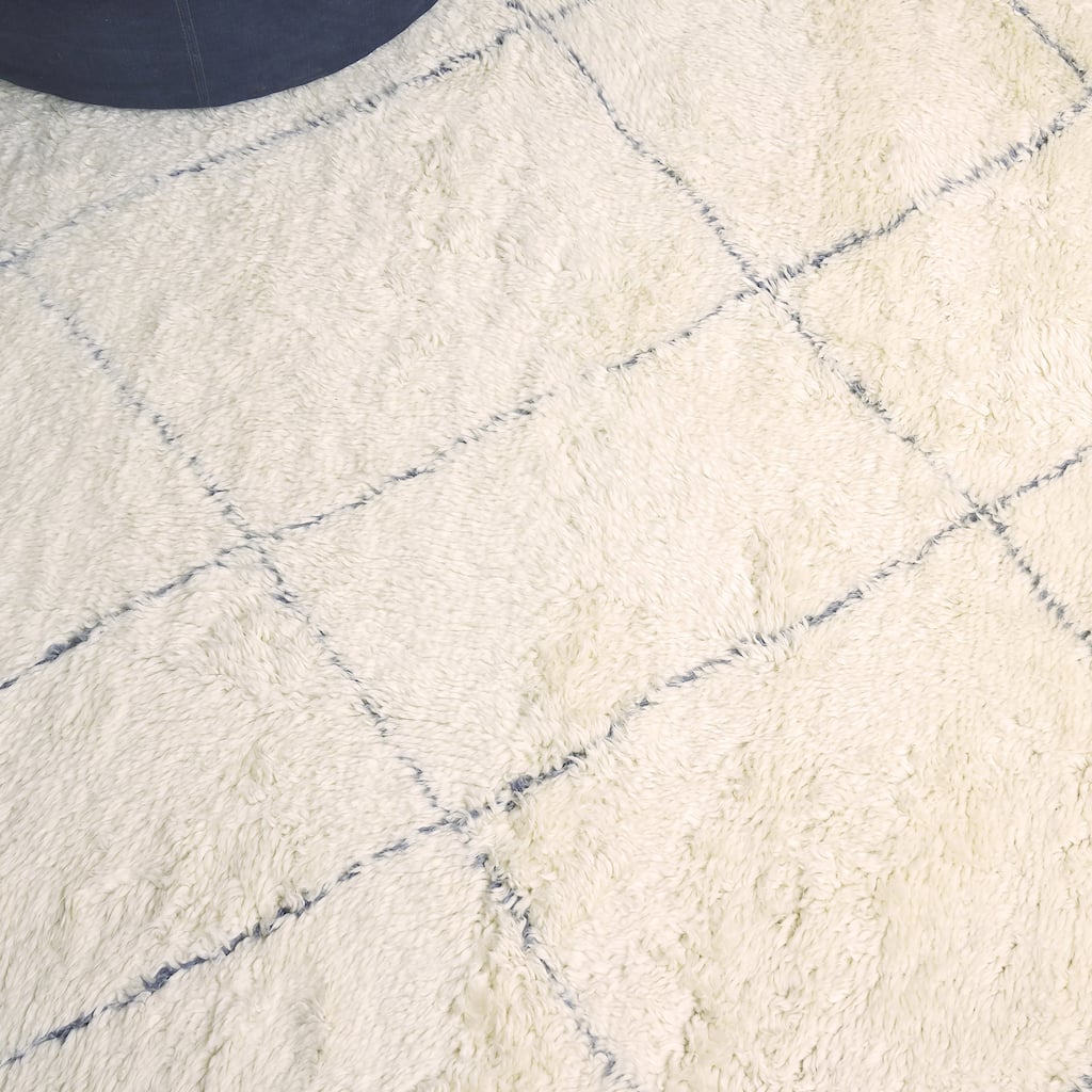 EXQUISITE RUGS Moroccan Hand-knotted New Zealand Wool Ivory/Grey Area Rug.