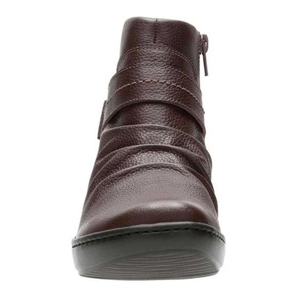 clarks women's delana fairlee ankle bootie