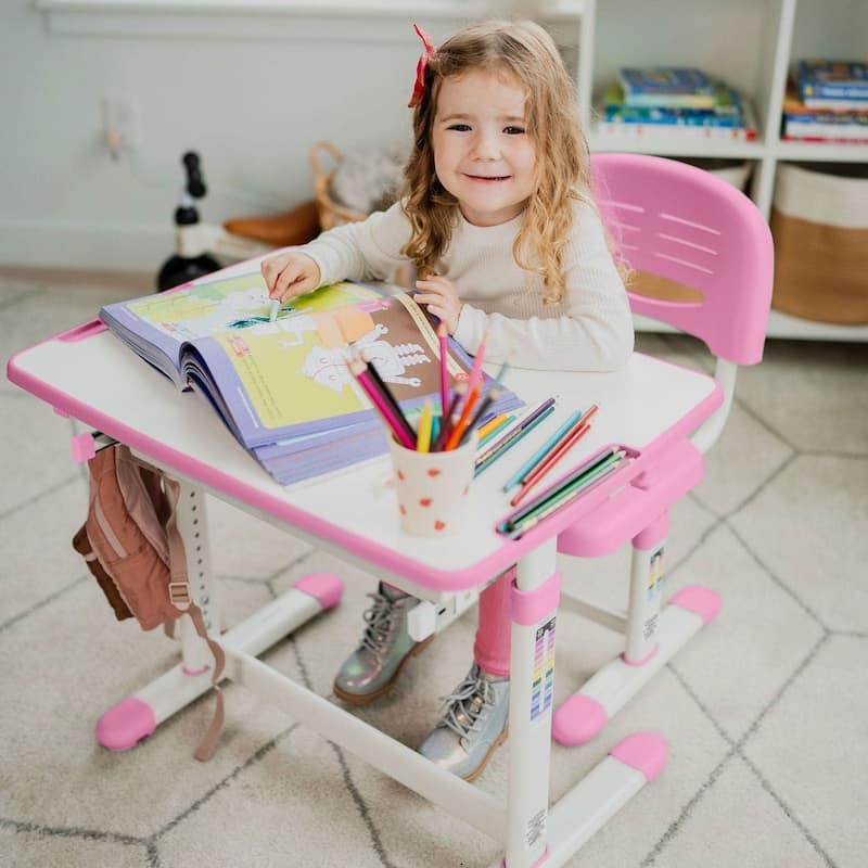 Mount-It Kids Desk and Chair Set for Ages 3 to 10 Pink