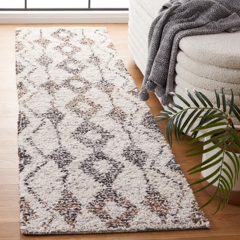 SAFAVIEH Jericho Shag Annemarie Boho 1.2-inch Thick Rug - 2'2" x 8' Runner - Ivory/Black