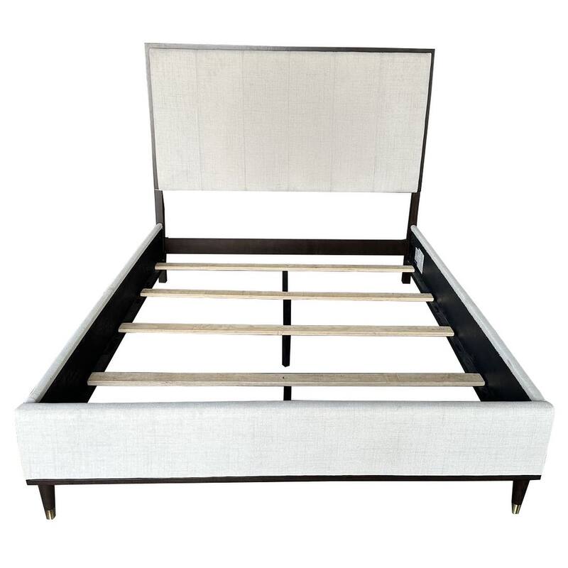 Gray Modern Design Queen Size Platform Bed with Light Gray Fabric for Bedroom