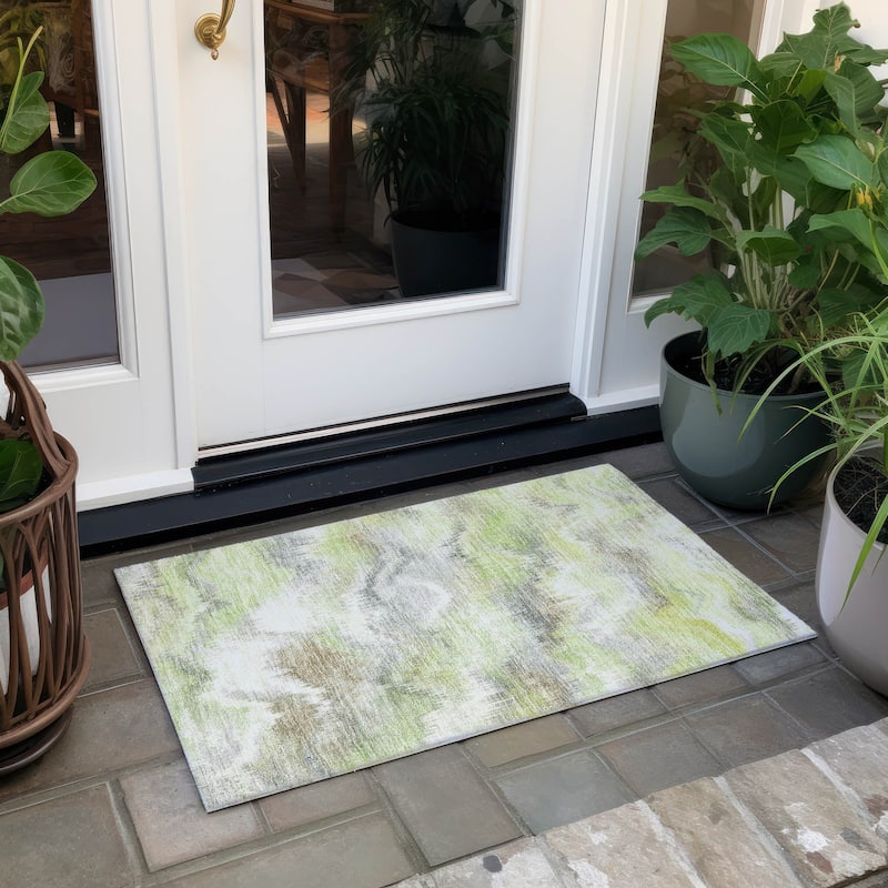 Machine Washable Indoor/ Outdoor Abstract Watercolor Chantille Rug - Aloe - 1'8" x 2'6"