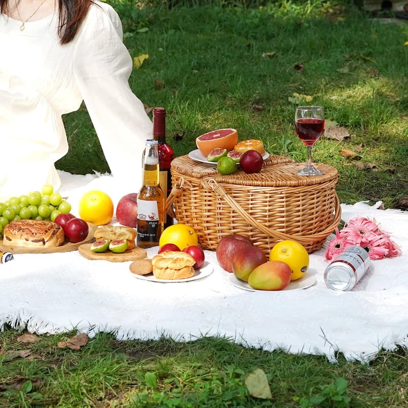 Wicker Picnic Basket with Cooler, Wooden Split Lid Picnic Basket, Vintage-Style Wicker Picnic Hamper with Folding Woven Handle