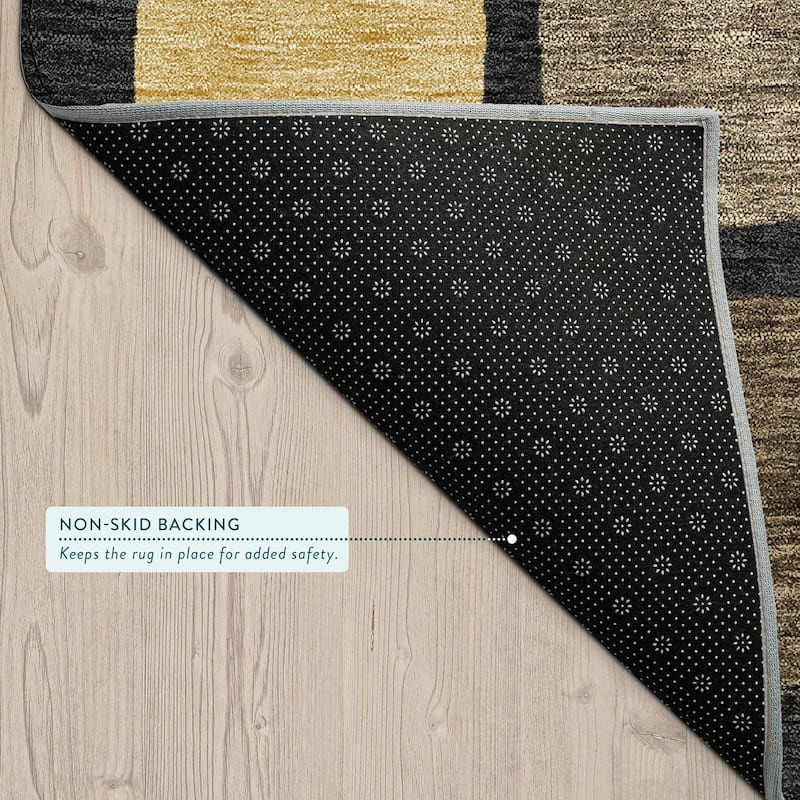 Machine Washable Indoor/ Outdoor Casual Hoppy Chantille Rug