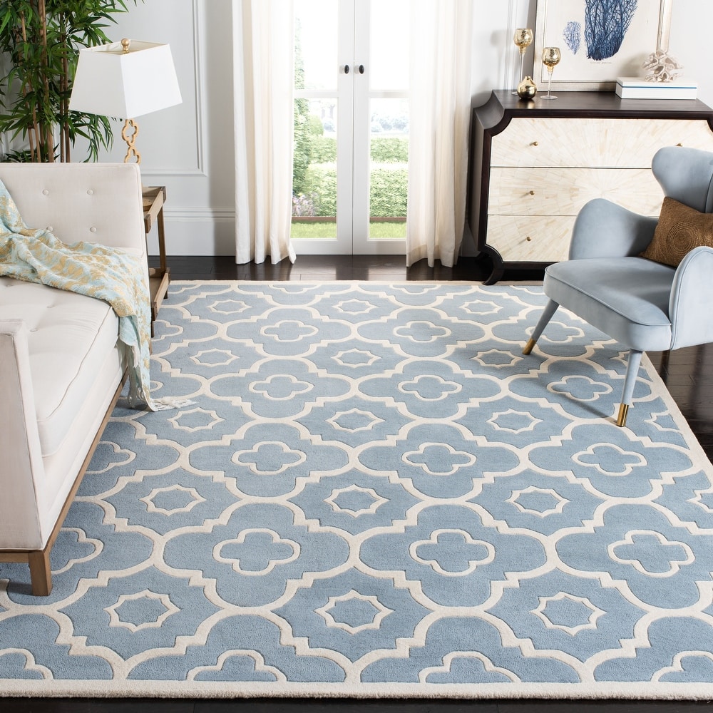 SAFAVIEH Handmade Chatham Franziska Modern Wool Rug