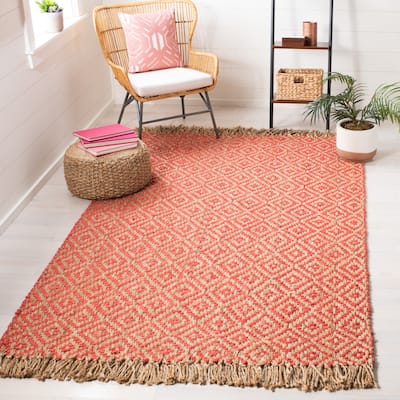 SAFAVIEH Handmade Natural Fiber Oonagh Diamond Jute Tassel Rug with Fringe