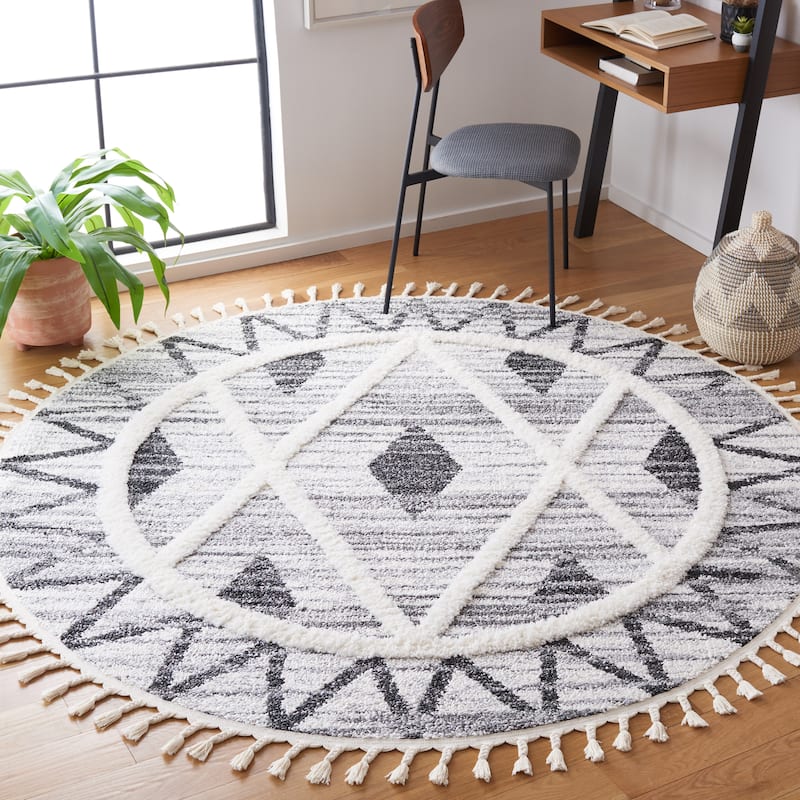 SAFAVIEH Moroccan Tassel Shag Massouma 2-inch Thick Rug