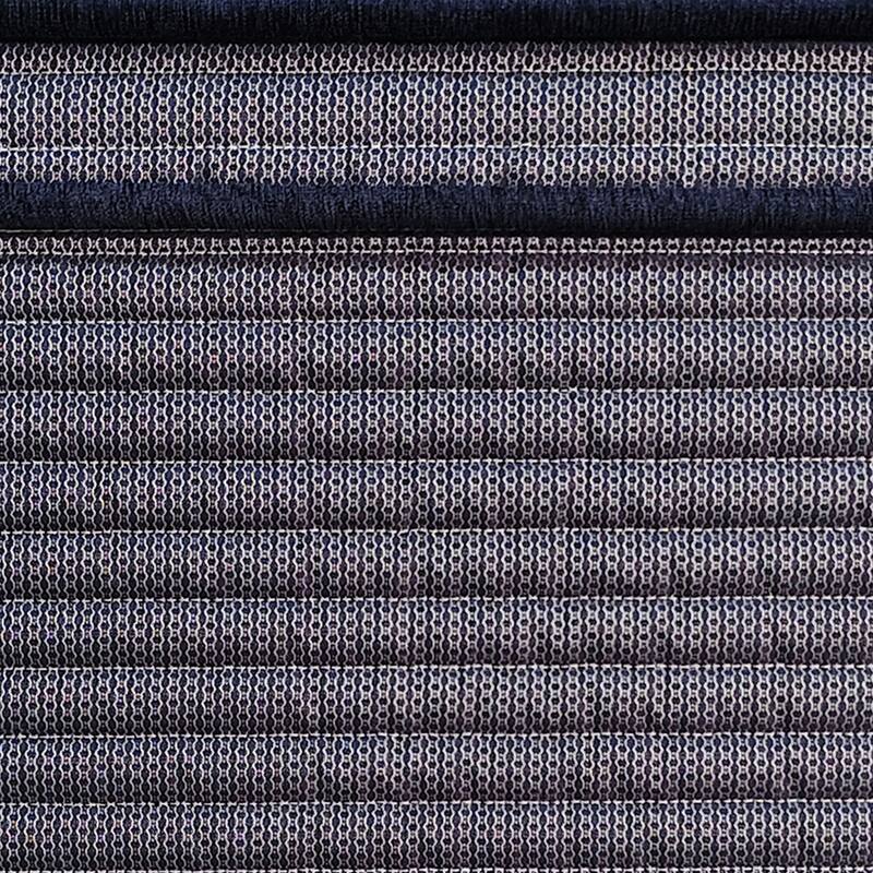 GrandLux Medium 14-inch Memory Foam Hybrid Mattress in a Box