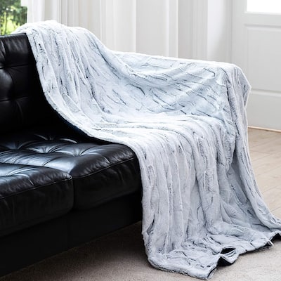 Cheer Collection Embossed Faux Fur White/Blue Throw Blanket
