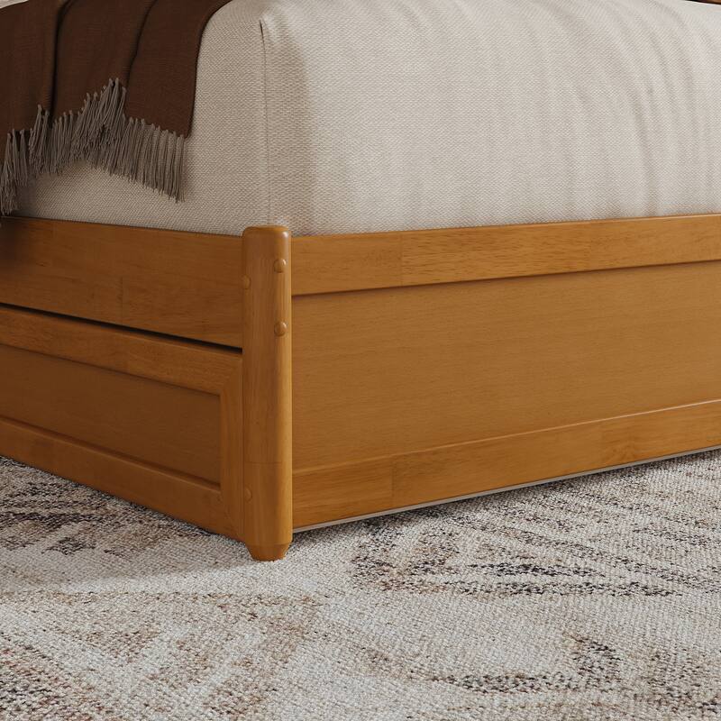 Roslyn Platform Bed with Panel Footboard and Storage Drawers