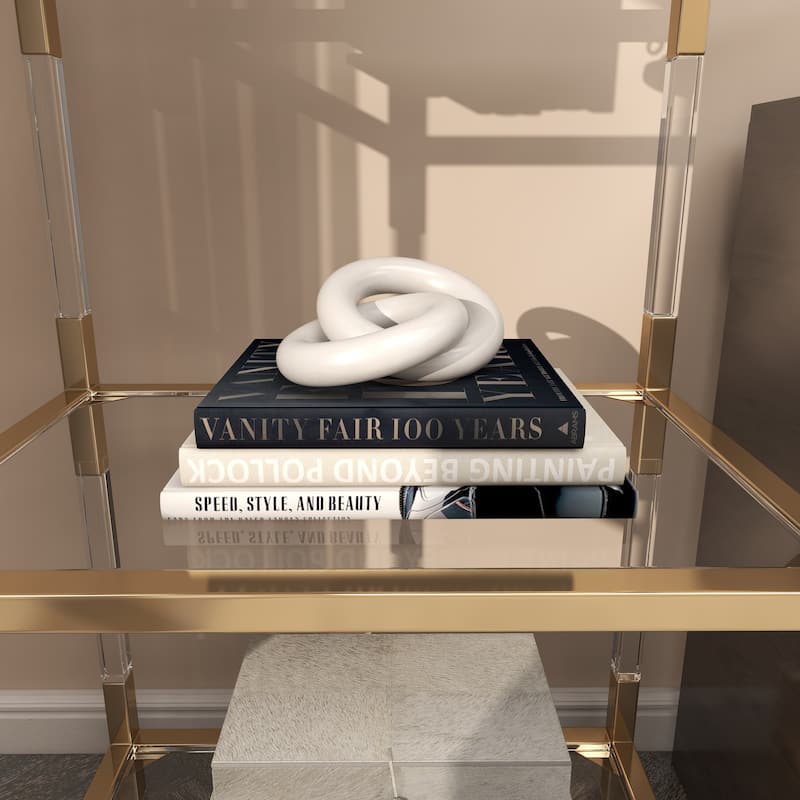 Modest White Marble Geometric 2 and 3 Link Chain Sculpture