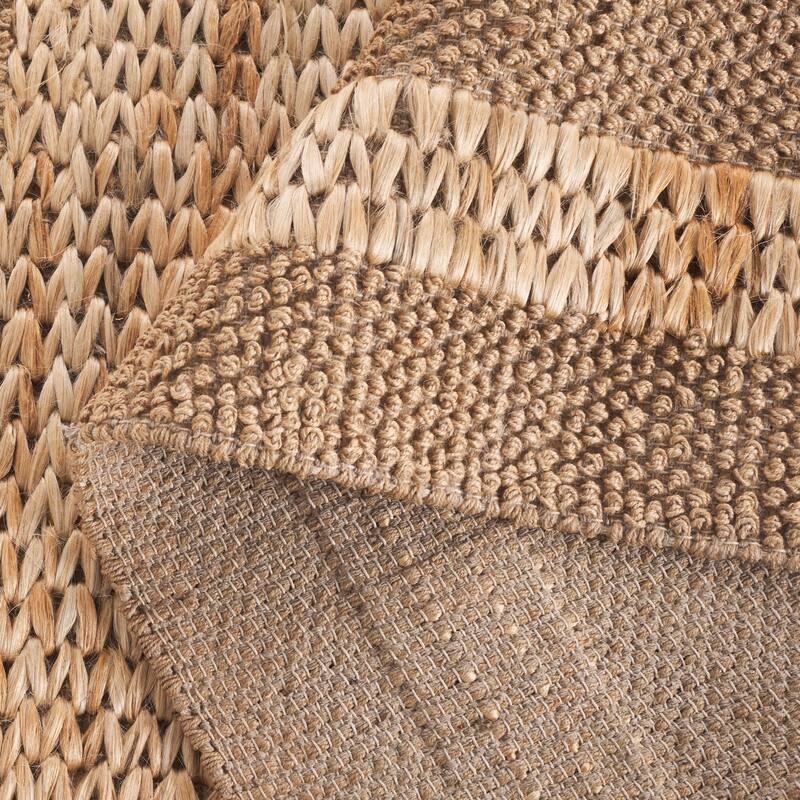 SAFAVIEH Handmade Natural Fiber Sariah Casual Jute Rug