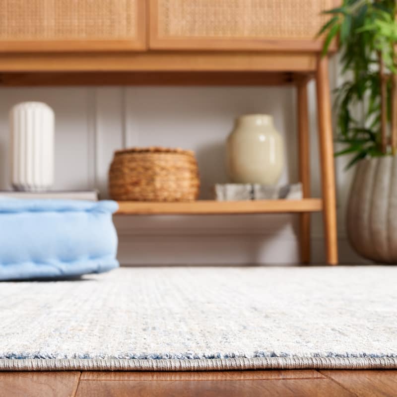 SAFAVIEH Harlow Lissa Vintage Distressed Rug