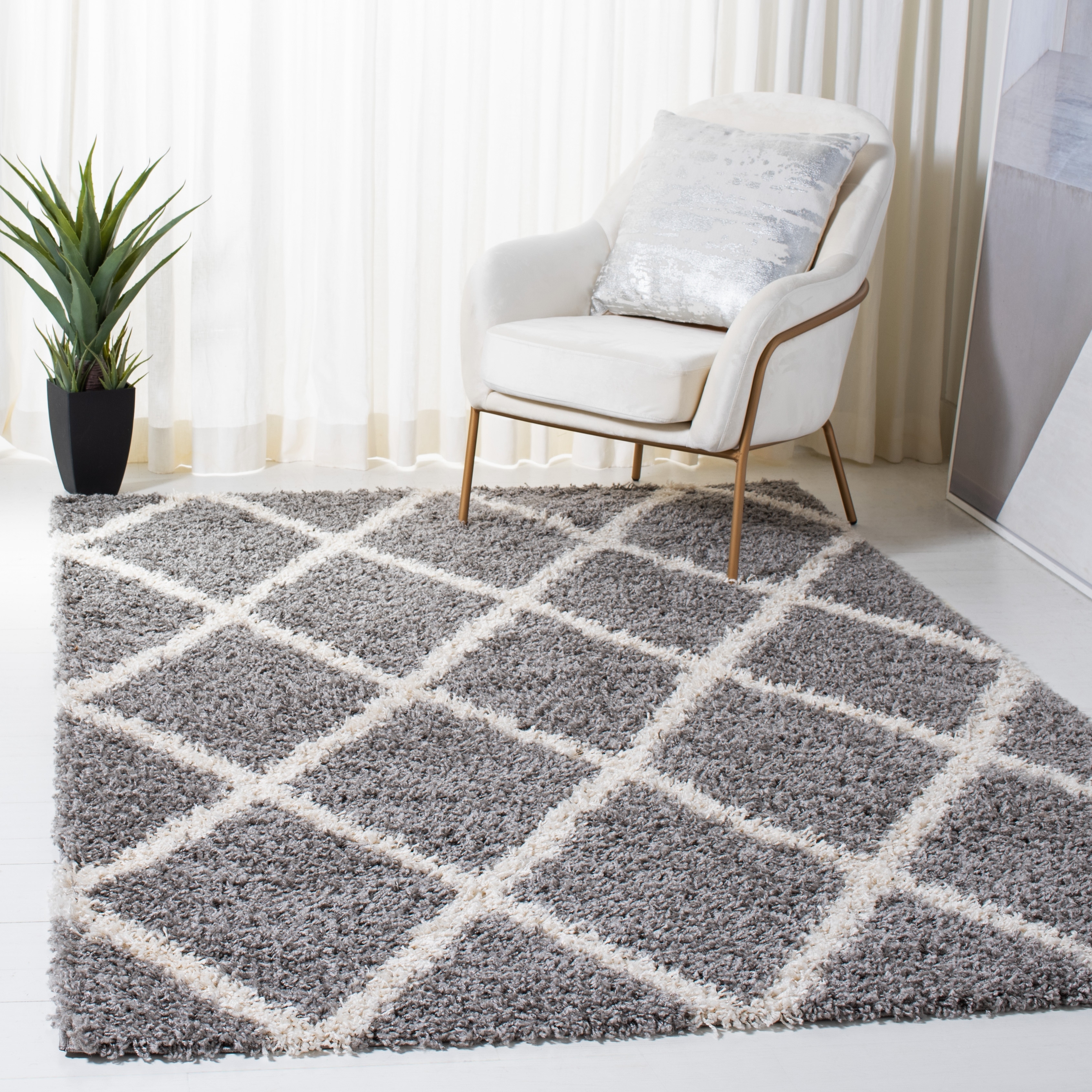 SAFAVIEH Venus Shag Alrun Moroccan 1.75-inch Thick Rug