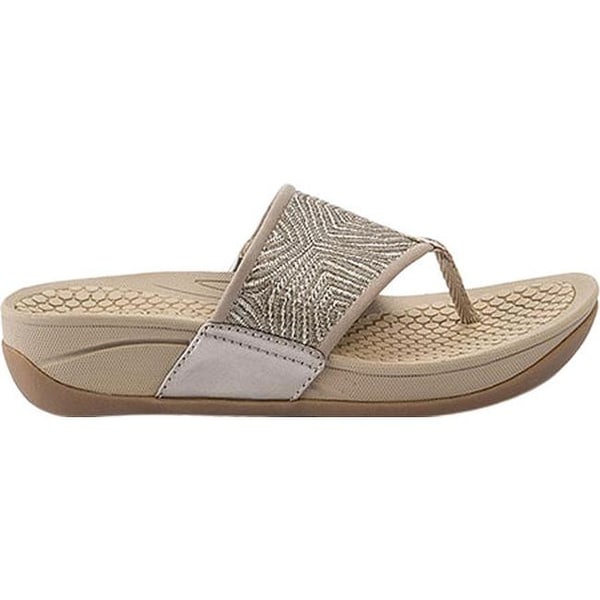 thong bare traps sandals