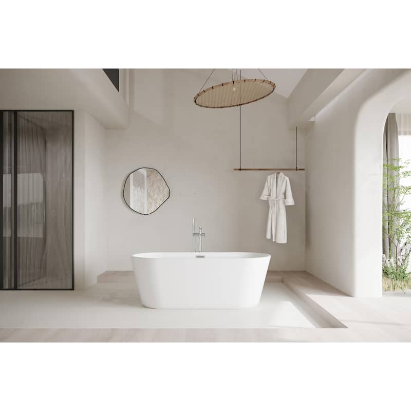 Odell Soaking Bathtub in Glossy White