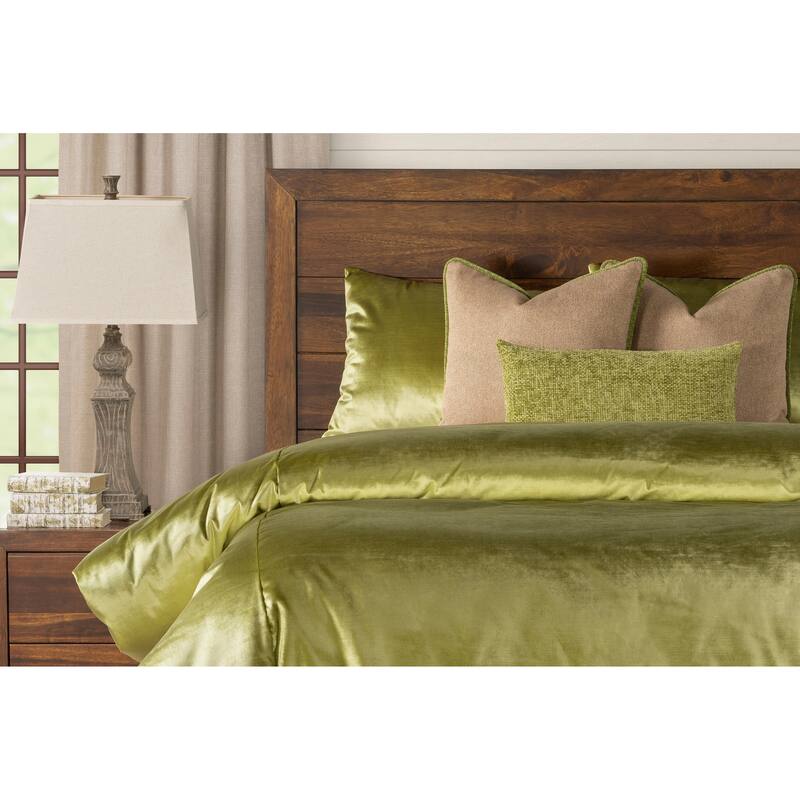 Smithsonian Cheers Luxury Velvet Duvet Set