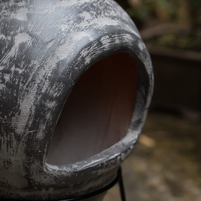Gray Outdoor Clay Chiminea Outdoor Fireplace Stoney Scribbled Design Charcoal Burning Fire Pit with Sturdy Metal Stand, Barbecue