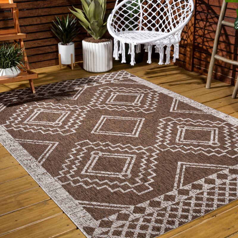 JONATHAN Y Carwa Diamond Tribal Medallion Indoor/Outdoor Area Rug