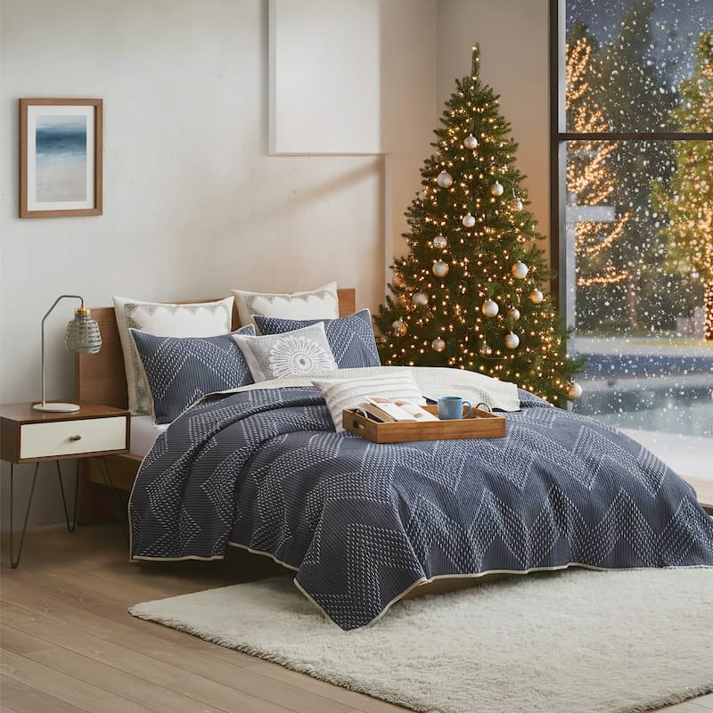INK+IVY Pomona 3 Piece Embroidered Cotton Quilt Set - Navy - King