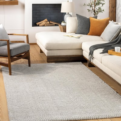 Livabliss Modern & Contemporary Gavic Geometric Area Rug