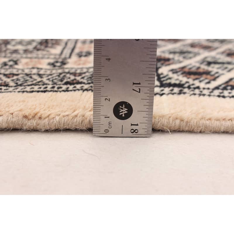 ECARPETGALLERY Hand-knotted Finest Peshawar Bokhara Ivory Wool Rug - 8'3 x 10'9
