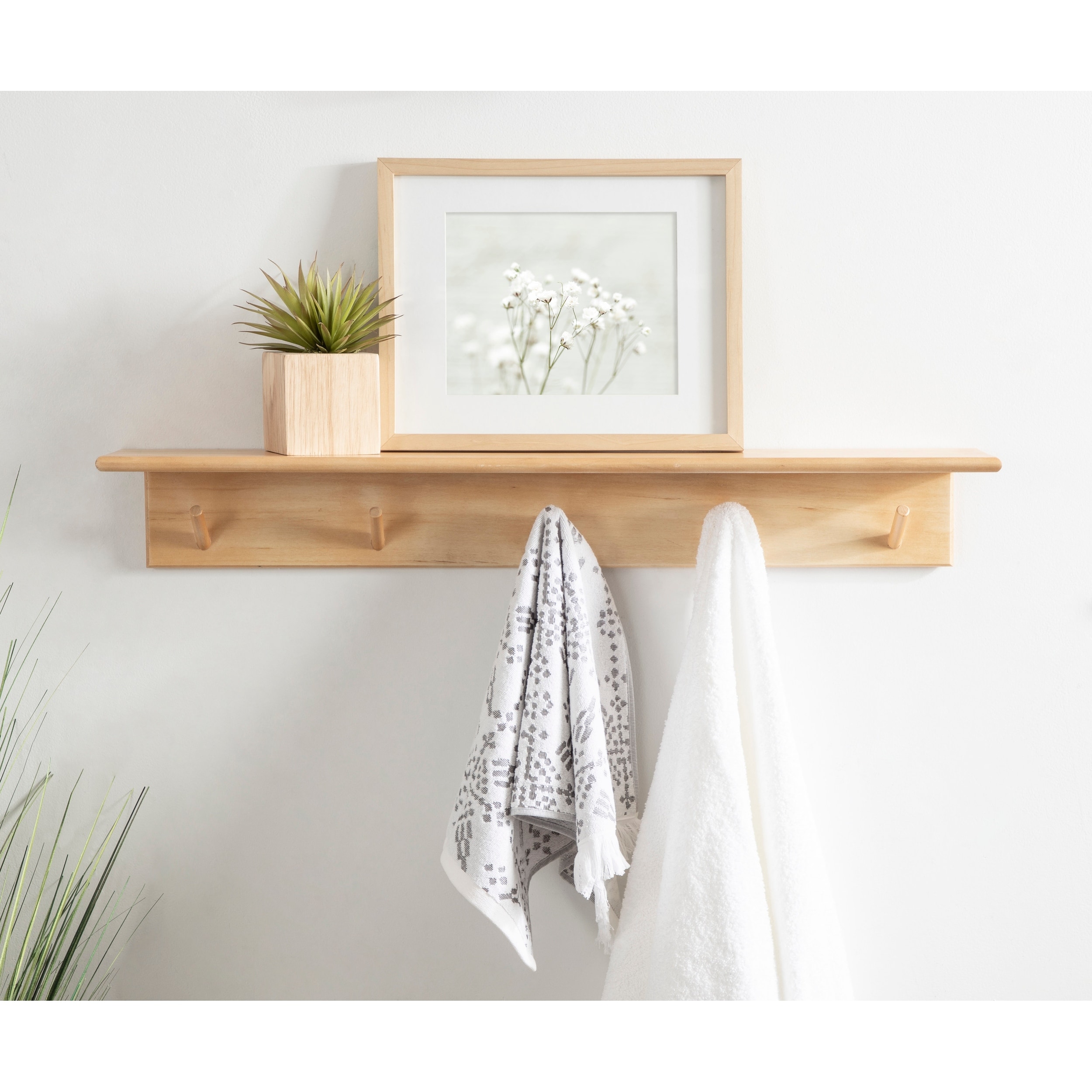 Kate and Laurel Alta Floating Wood Shelf with 5 Posts