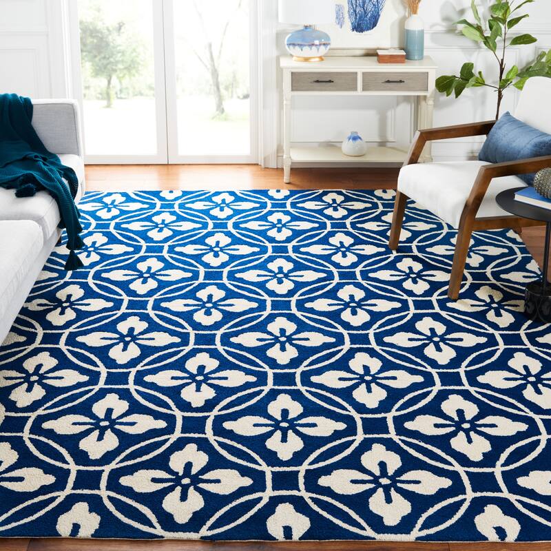 SAFAVIEH Handmade Four Seasons Dedde Floral Rug - 8' x 10' - Navy/Ivory