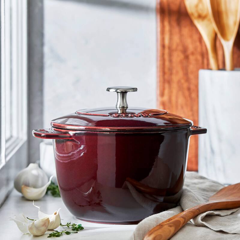 STAUB Cast Iron 1.5-qt Petite French Oven