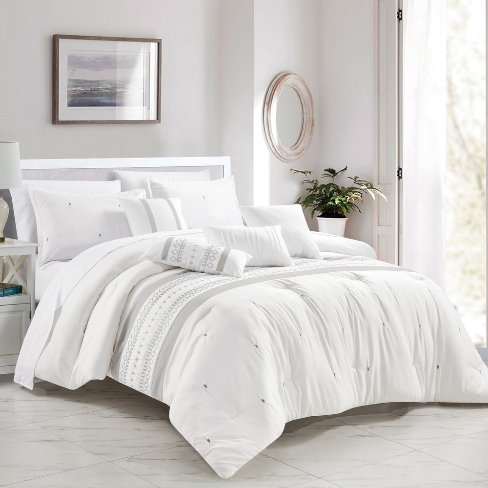 The Pillow Collection Fabrizia Floral Bedding Sham Pearl Queen/20 x 30 QUEEN-M-BRAVO-PEARL 