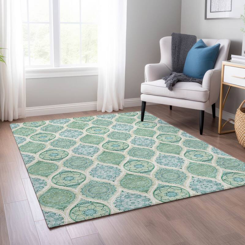 Machine Washable Indoor/ Outdoor Boho Mosaic Chantille Rug
