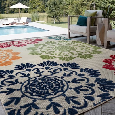 Origin Coastal Floral Indoor/Outdoor Area Rug